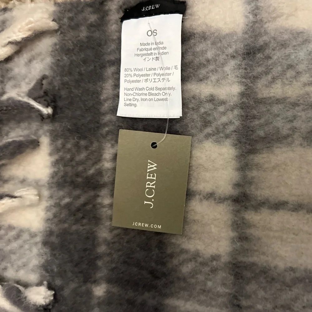 NWT! J.CREW thick fluffy gray & cream plaid wool blend blanket scarf